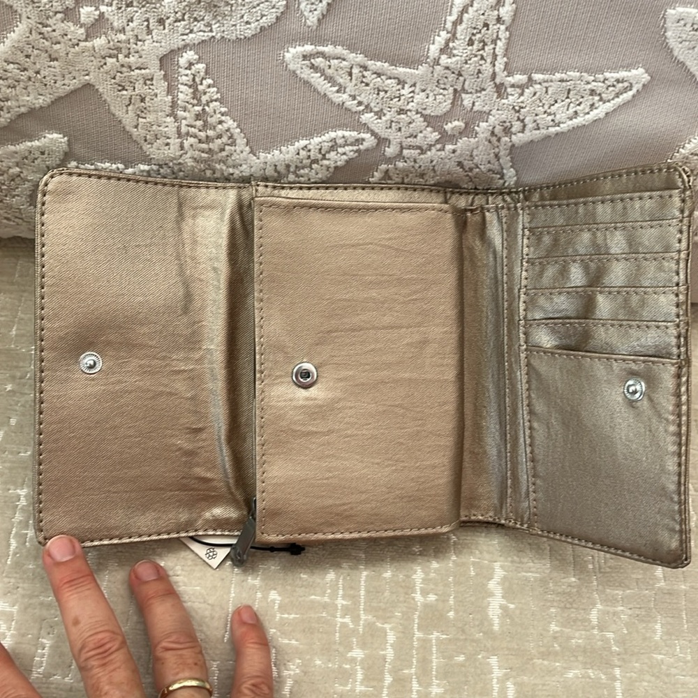 KIPLING Metallic Gold Pixi Wallet - Picture 5 of 8